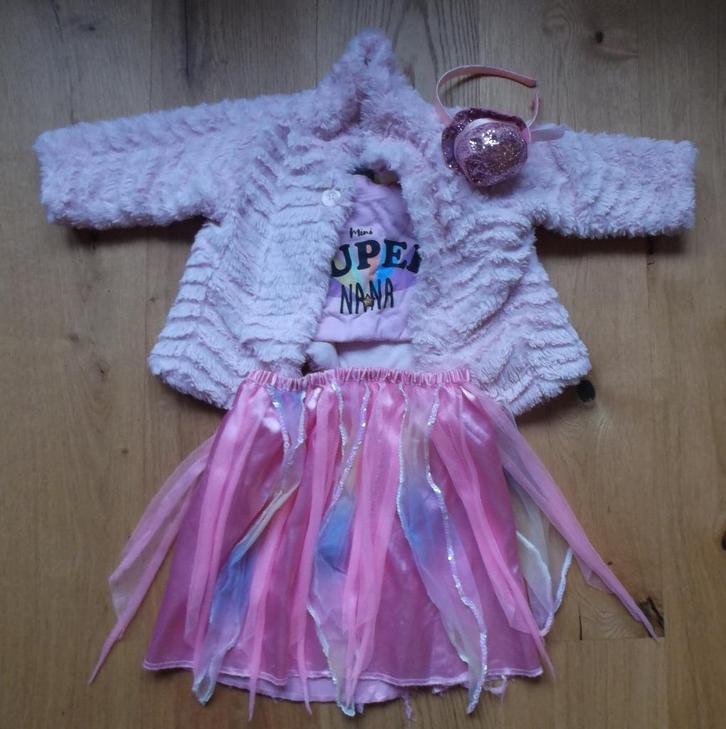 Ensemble rose/Roze pakje [3 ans/jaar], Kinderen en Baby's, Carnavalskleding en Verkleedspullen, Gebruikt, 104 of kleiner, Ophalen
