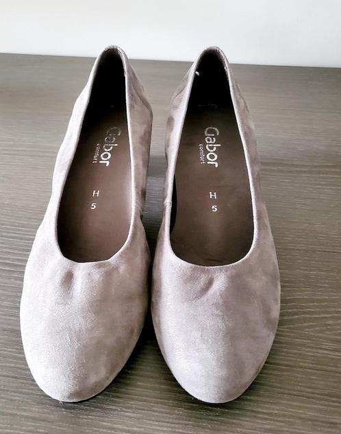 Dames pumps kleur grijs/taupe maat 38 van het merk Gabor, Vêtements | Femmes, Chaussures, Neuf, Escarpins, Gris, Enlèvement ou Envoi