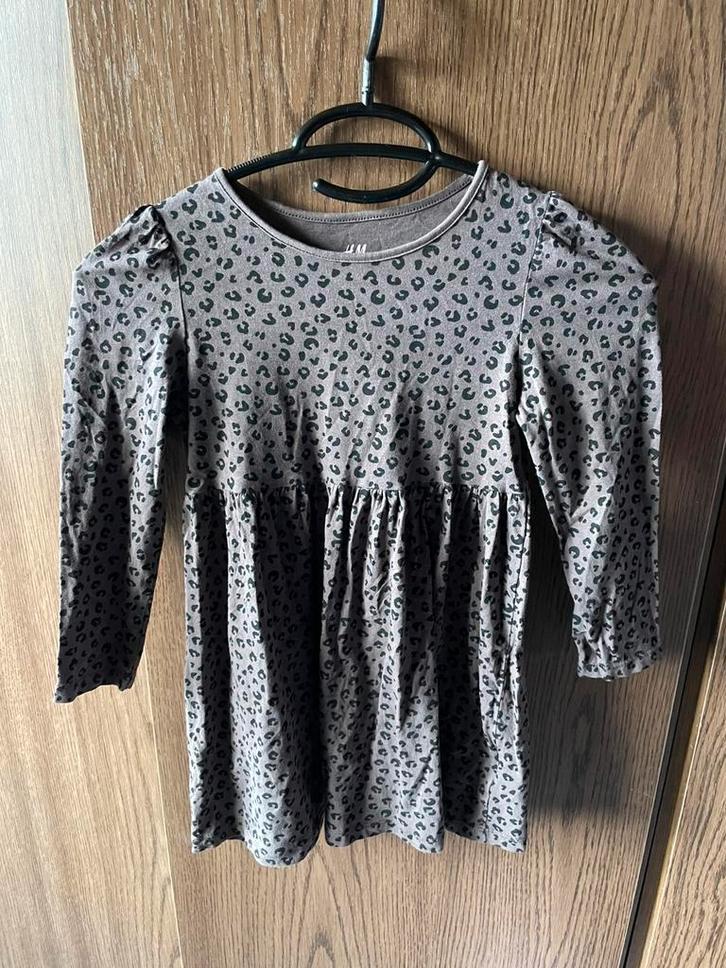 3 jurkjes & 2 bloesjes 4/6 jaar, Kinderen en Baby's, Kinderkleding | Kinder-kledingpakketten, Zo goed als nieuw, Ophalen of Verzenden
