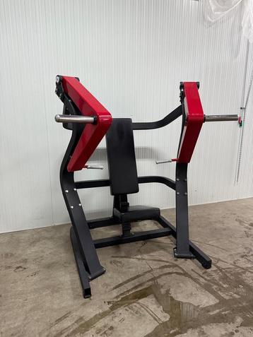 Plate loaded chest press / borst / fitness / gym / sport beschikbaar voor biedingen