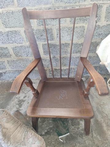 Moet DEZE week WEG ! Vintage Zetel / Stoel Met Kussens beschikbaar voor biedingen