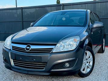 Opel Astra 1.3 Cdti 10/2009 111728Km Boite Auto Cosmo Cuir  beschikbaar voor biedingen
