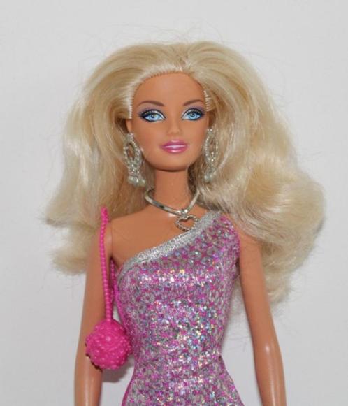 Barbie Glam doll, Kinderen en Baby's, Speelgoed | Poppen, Gebruikt, Barbie, Ophalen of Verzenden