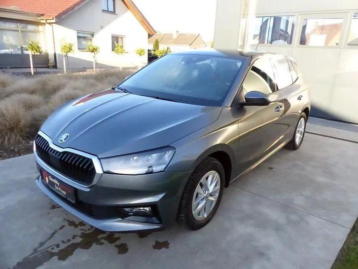 Skoda Fabia Camera, Apple CarPlay, Android Auto, Cruise Cont, Auto's, Skoda, Bedrijf, Te koop, Fabia, Achteruitrijcamera, Airbags