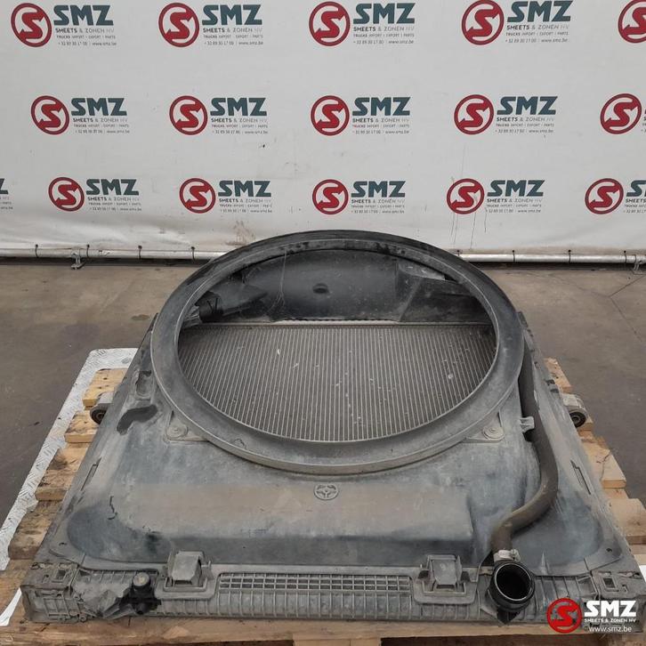 Occ radiator + expansievat MAN, Auto-onderdelen, Vrachtwagen-onderdelen, MAN, Motor en Accessoires, Gebruikt