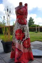 Jurk prachtig feestelijk met bloemenpatroon one size nieuw, Galajurk, Nieuw, Ophalen of Verzenden, ANDERE