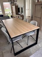 Eettafel in eik, metalen onderstel, Huis en Inrichting, Tafels | Eettafels, Ophalen, 50 tot 100 cm, Zo goed als nieuw, Vijf personen of meer