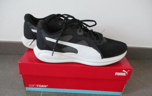 Sportschoenen, Puma Twitch Runner, maat 40,5, Kleding | Dames, Schoenen, Gedragen, Sportschoenen, Zwart, Verzenden