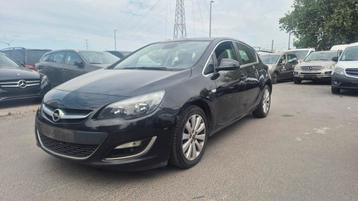 Opel Astra ** 1.4 Turbo ** Airco ** Navi  beschikbaar voor biedingen