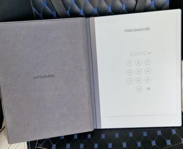 reMarkable 2 + Premium leather book folio (black) beschikbaar voor biedingen