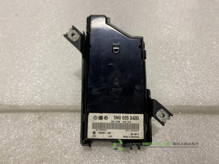 Unité de contrôle Multimedia d'un Volkswagen Polo, Autos : Pièces & Accessoires, Électronique & Câbles, Volkswagen, Utilisé, 3 mois de garantie