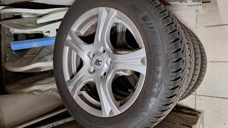 Winterbanden op alu velgen, Auto-onderdelen, Banden en Velgen, Banden en Velgen, Winterbanden, 16 inch, 215 mm, Personenwagen