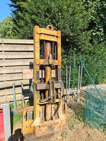 hefmast voor aan tractor beschikbaar voor biedingen