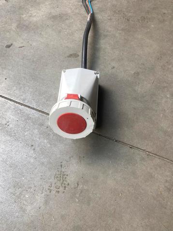 Stopcontact 400V 63A beschikbaar voor biedingen