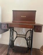 Vintage naaimachine, Antiek en Kunst, Ophalen