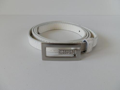 Gucci riem. Wit., Kleding | Dames, Riemen en Ceinturen, Zo goed als nieuw, 100 cm of meer, Minder dan 3 cm, Wit, Ophalen of Verzenden