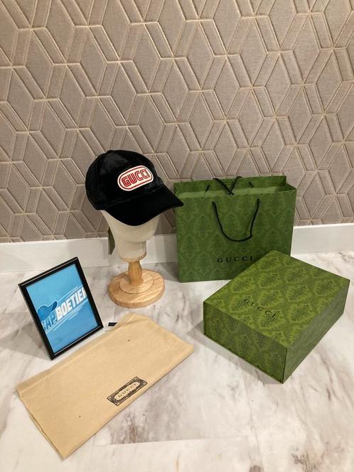 GUCCI NY CAP BLACK WITH LOGO (GUCCI PET), Kleding | Heren, Hoeden en Petten, Nieuw, Pet, 57 cm (M, 7⅛ inch) of minder, Ophalen of Verzenden