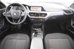 BMW 116d *1ste Eigenaar*Navigatie*Park assist*, Auto's, Electronic Stability Program (ESP), Zwart, 5 deurs, 3 cilinders