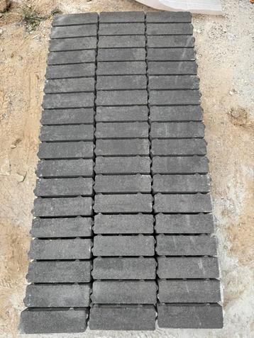 Hydro Brick 20/6 7/8 Nuance Black (Marlux) beschikbaar voor biedingen
