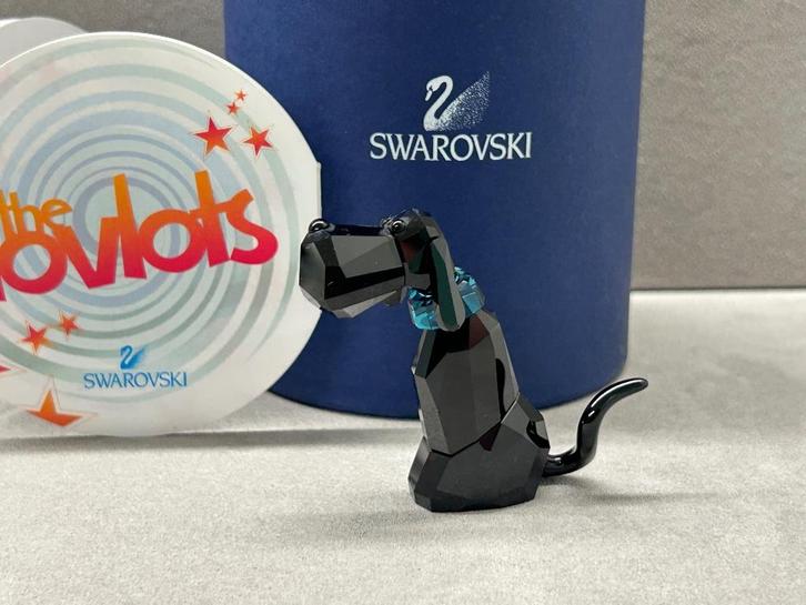 Swarovski Lovlots Salvator Hond, Verzamelen, Swarovski, Nieuw, Figuurtje, Ophalen of Verzenden