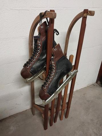 Authentieke schaatsen op slede - Eyecatcher voor interieur  beschikbaar voor biedingen