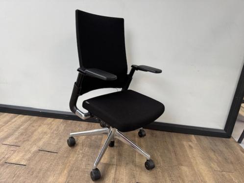Ahrend 2020 ergonomische bureaustoel, Huis en Inrichting, Zetels | Voetbanken en poefs, Stof, Ophalen