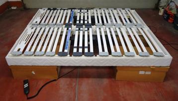 2 sommiers électriques + matelas 140 x 200, 140 cm, Enlèvement, Utilisé, Sommier