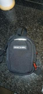 Bovenbeen tasje RICHA, Ophalen, Zo goed als nieuw