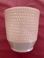 Bloempot keramiek roze 13cm diameter 13,5cm hoog, Ophalen of Verzenden, Zo goed als nieuw