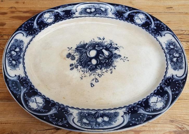 Antieke zeer grote Engelse beboterde serveerschaal, Berkeley, Antiek en Kunst, Antiek | Servies los, Ophalen of Verzenden