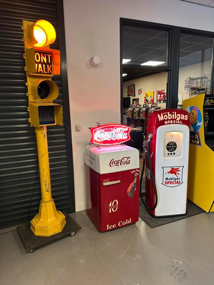 Prachtige Coca Cola koelkast met vriesvak jaren 50, Verzamelen, Automaten | Overige, Zo goed als nieuw, Ophalen