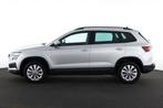 Skoda Karoq CLEVER 1.0TSI CLEVER 1.0TSI + GPS + CARPLAY + CA, Auto's, Voorwielaandrijving, Stof, Gebruikt, Euro 6