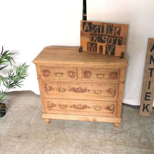 antieke Luikse ladekast in geloogde eik B 90cm H 80cm D 42cm, Antiek en Kunst, Antiek | Meubels | Kasten, Ophalen