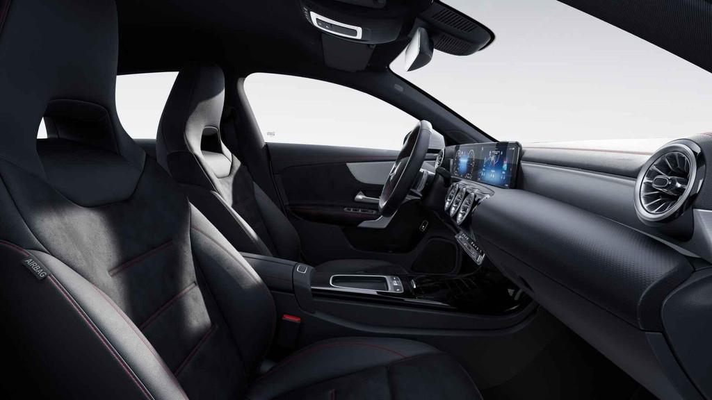 Mercedes-Benz CLA-Klasse 250 e Shooting brake AMG Line | Ver, CLA, Stof, 4 cilinders, 16 kWh