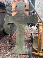 Antiek arduinen kruis Afmetingen : hoogte 104cm Breedte 70cm, Antiek en Kunst, Ophalen