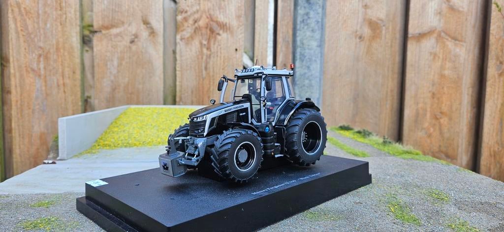 Massey Ferguson 7S.190 Édition noire remodelée 1:32, Hobby & Loisirs créatifs, Voitures miniatures | 1:32, Enlèvement ou Envoi