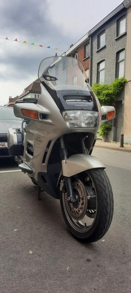 Pan European 1100, Motos, Particulier