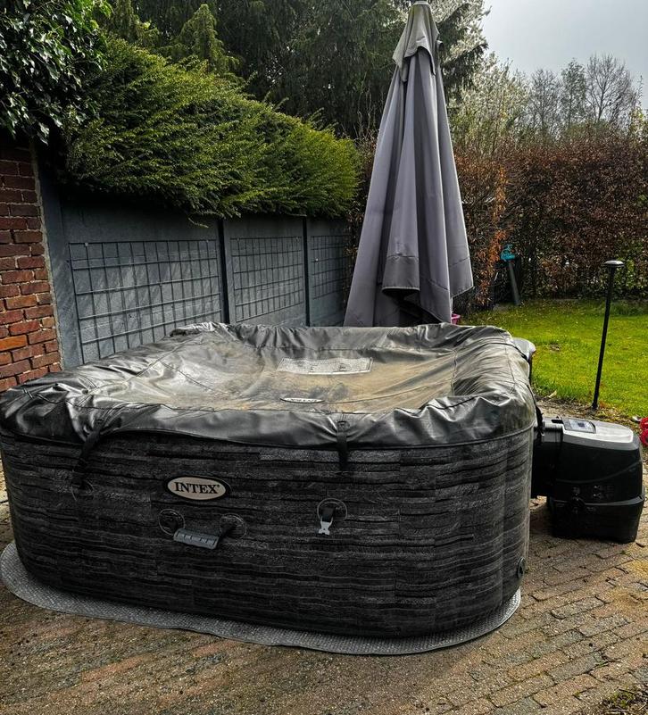 Intex Pure Spa Greystone Deluxe opblaasbare spa - 6 persoons, Tuin en Terras, Bubbelbaden en Hottubs, Zo goed als nieuw, Ophalen