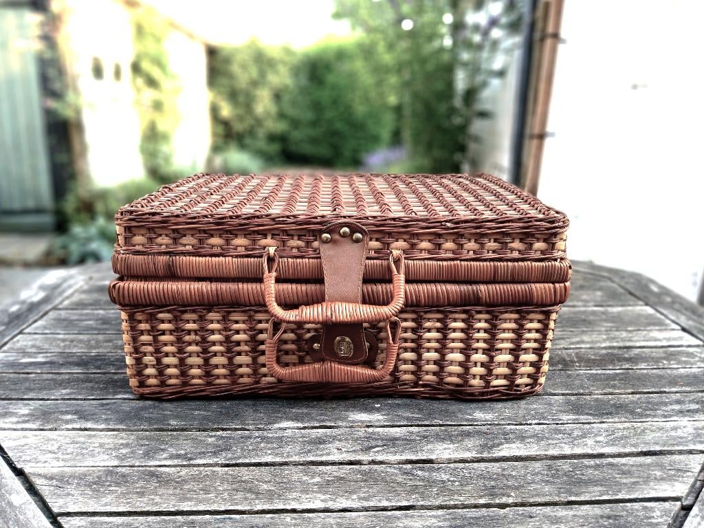 Picknickmand, Ophalen, Zo goed als nieuw, Zonder inhoud