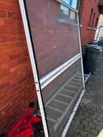 Vliegenraam voor schuifraam, Ophalen