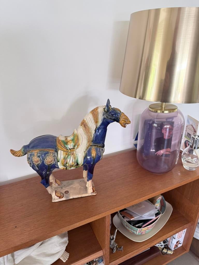 keramisch paard beeld – kleurrijk – 36 cm hoog 40 cm breed, Ophalen of Verzenden, Zo goed als nieuw