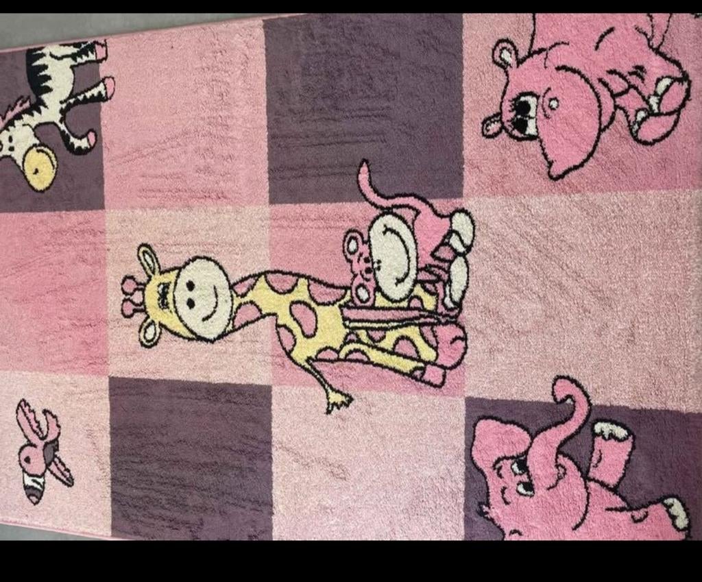 Tapijt voor meisjes, Ophalen