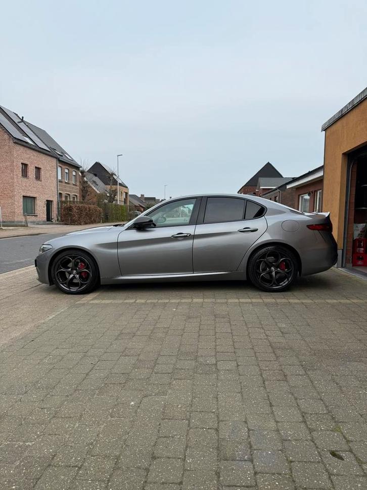 Alfa romeo giulia 2.0 full option, Autos, Alfa Romeo, Particulier, Giulia, ABS, Caméra de recul, Phares directionnels, Régulateur de distance