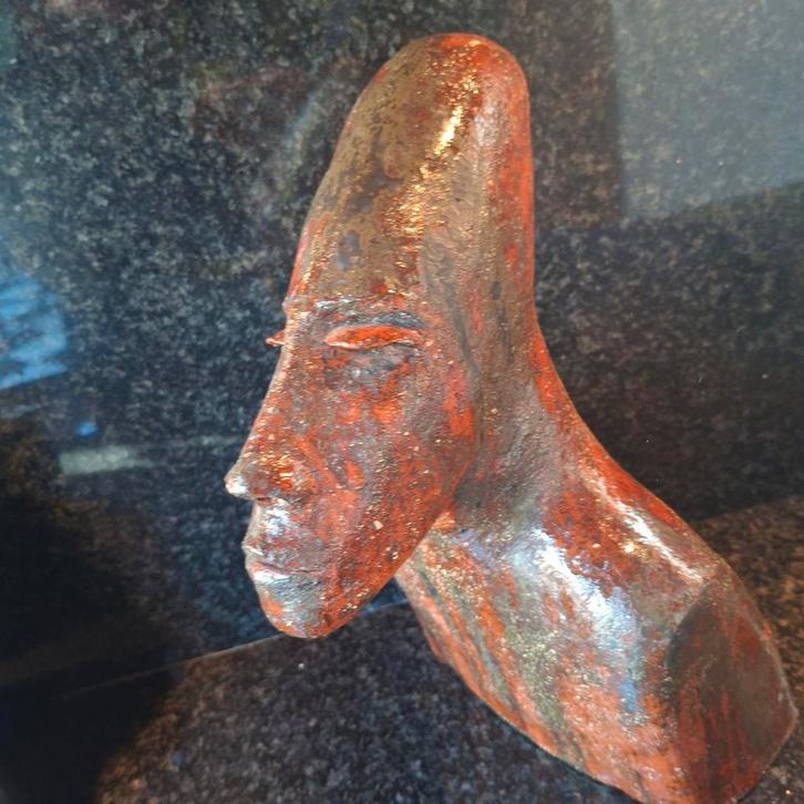 Mooie vreemde buste, Antiek en Kunst, Kunst | Beelden en Houtsnijwerken, Verzenden