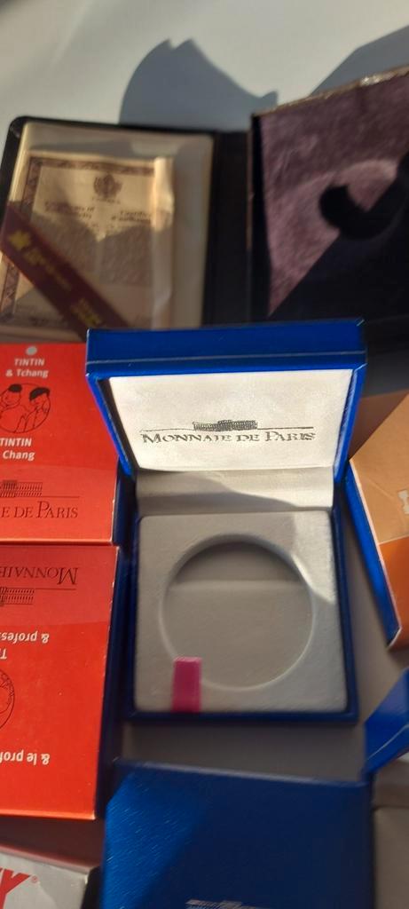 boîtes à monnaie sans pièces, Timbres & Monnaies, Monnaies | Europe | Monnaies euro, Or, Argent, Enlèvement ou Envoi