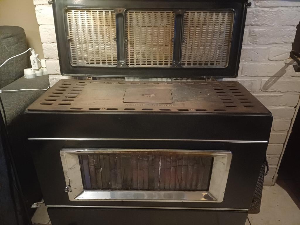 Poele charbon + 40kg charbon 20/30 + charbonnière, Enlèvement