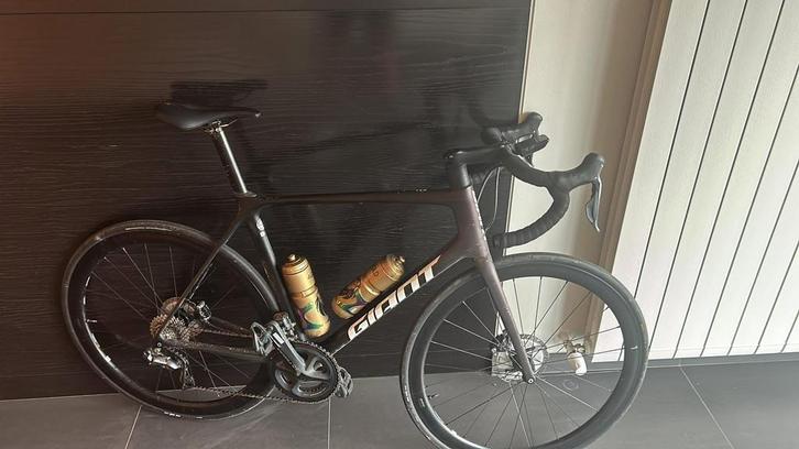 Race fiets Giant TCR pro 2022, Vélos & Vélomoteurs, Vélos | Vélos de course, Comme neuf, Hommes, Giant, 10 à 15 vitesses, 28 pouces