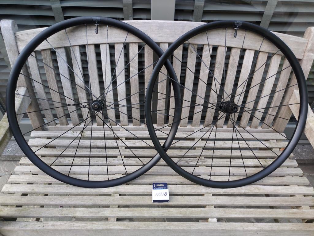 alu wielen tlr met tubeless ventielen,velglint, shimano 12sp, Ophalen of Verzenden