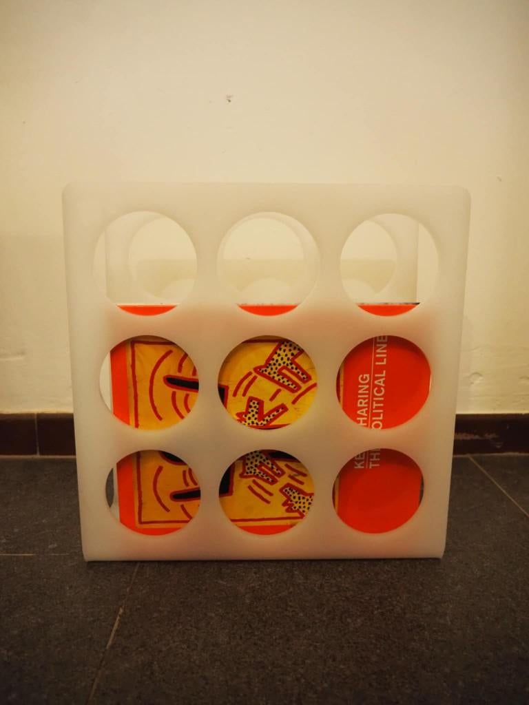 Magazine rek in kunststof, Ophalen, Zo goed als nieuw, Kunststof, Cd's