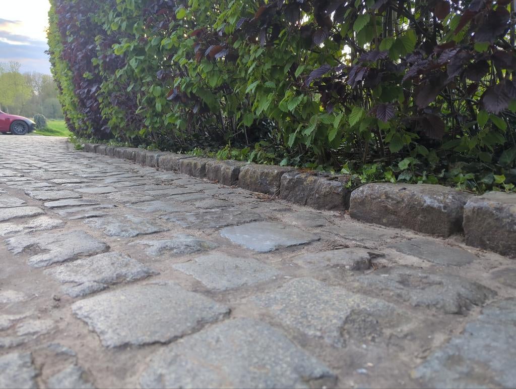 Bordures pavées en pierre bleue, Jardin & Terrasse, Enlèvement